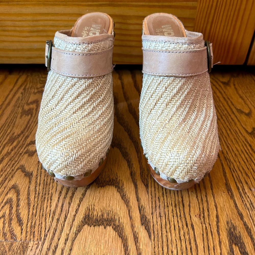 Jeffrey Campbell Woodies Platform Clogs 38